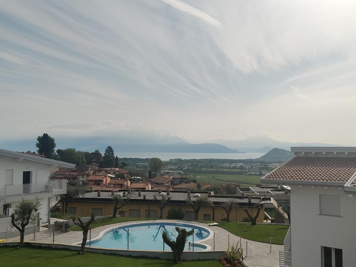 Bilocale In Residence Vista Lago Con Piscina Polpenazze del Garda Exterior foto